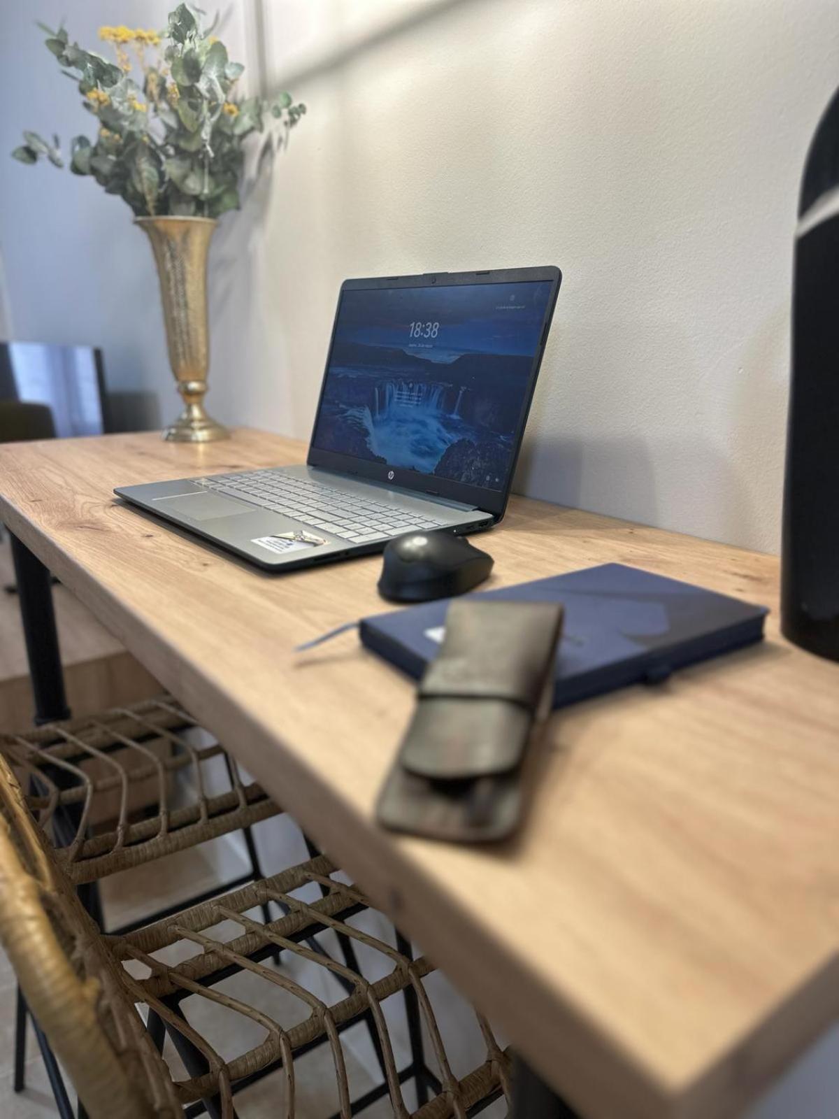 Apartamentos Puente Romano Suites Mérida Kültér fotó
