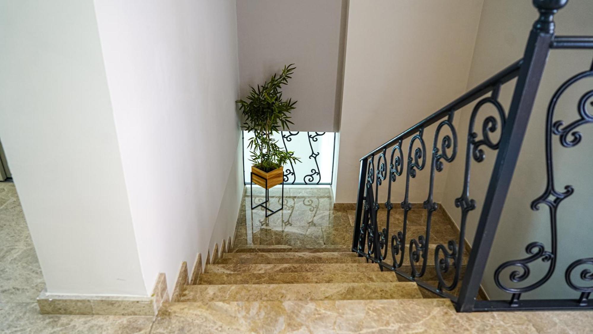 Apartamentos Puente Romano Suites Mérida Kültér fotó