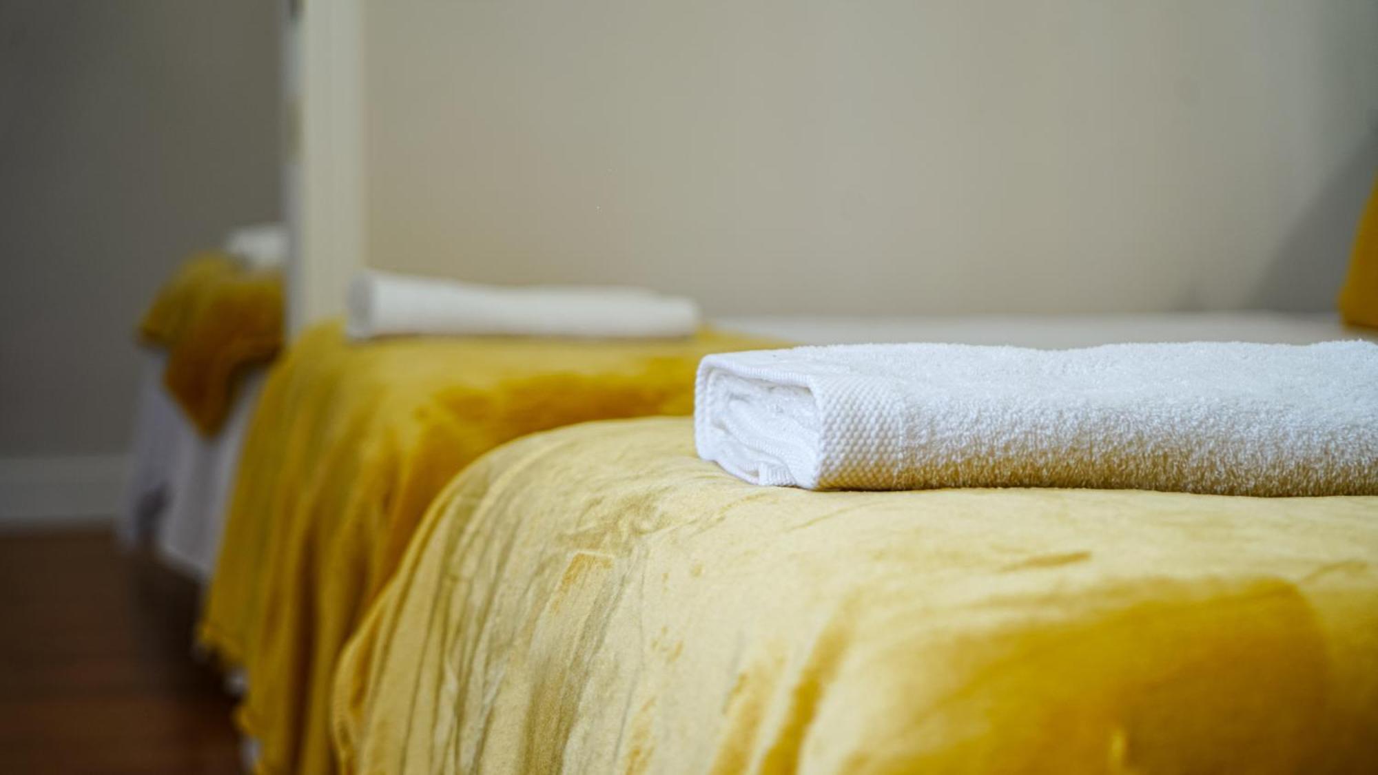 Apartamentos Puente Romano Suites Mérida Kültér fotó