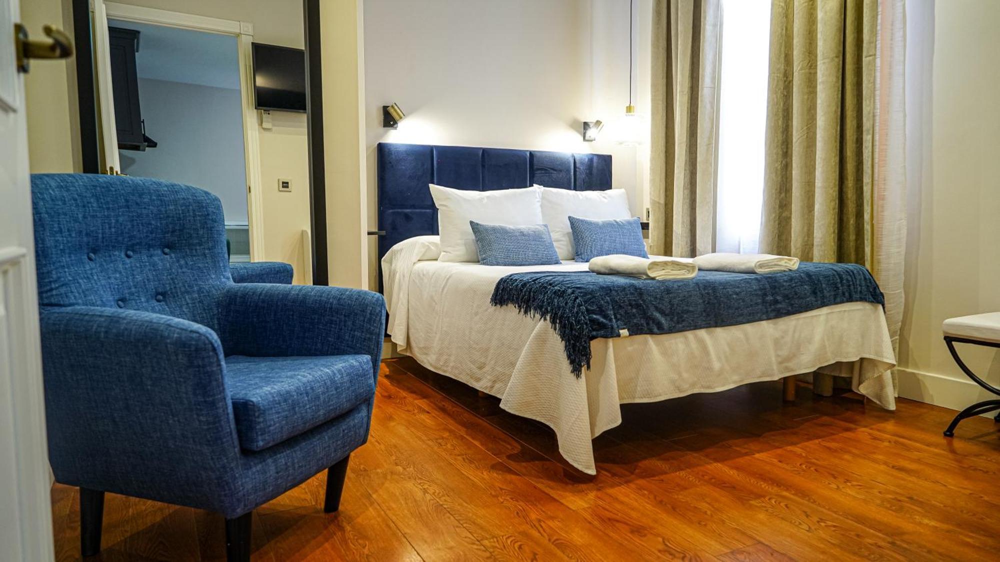 Apartamentos Puente Romano Suites Mérida Kültér fotó